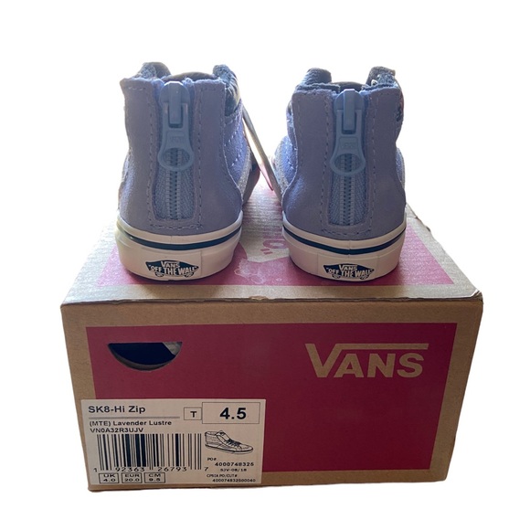 Vans - Picture 3 of 3